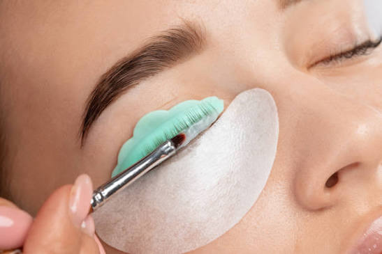 Lash lift and tinting training